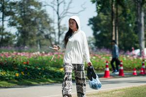 BIB: 
                            <button type="button" onclick="openModal(27607746)" class="btn btn-primary btn-sm float-right btn-popup" data-toggle="modal" data-target=".modal-high-quality">
                        <i class="fas fa-shopping-cart"></i> Add to Cart
                    </button>
                                            <button type="button" onclick="isThisMe(27607746, true)" class="btn btn-success btn-sm float-right btn-popup btn-isme hidden" data-toggle="tooltip" data-placement="bottom" title="นี่คือรูปของคุณใช่ไหม คลิกที่นี่เพื่อเอาเข้าอัลบั้ม">
                        <i class="fas fa-plus"></i> Add to album
                    </button>
                    <button type="button" onclick="isThisMe(27607746, false)" class="btn btn-warning btn-sm float-right btn-popup btn-isnotme hidden">
                        <i class="fas fa-ban"></i> Remove from album
                    </button>